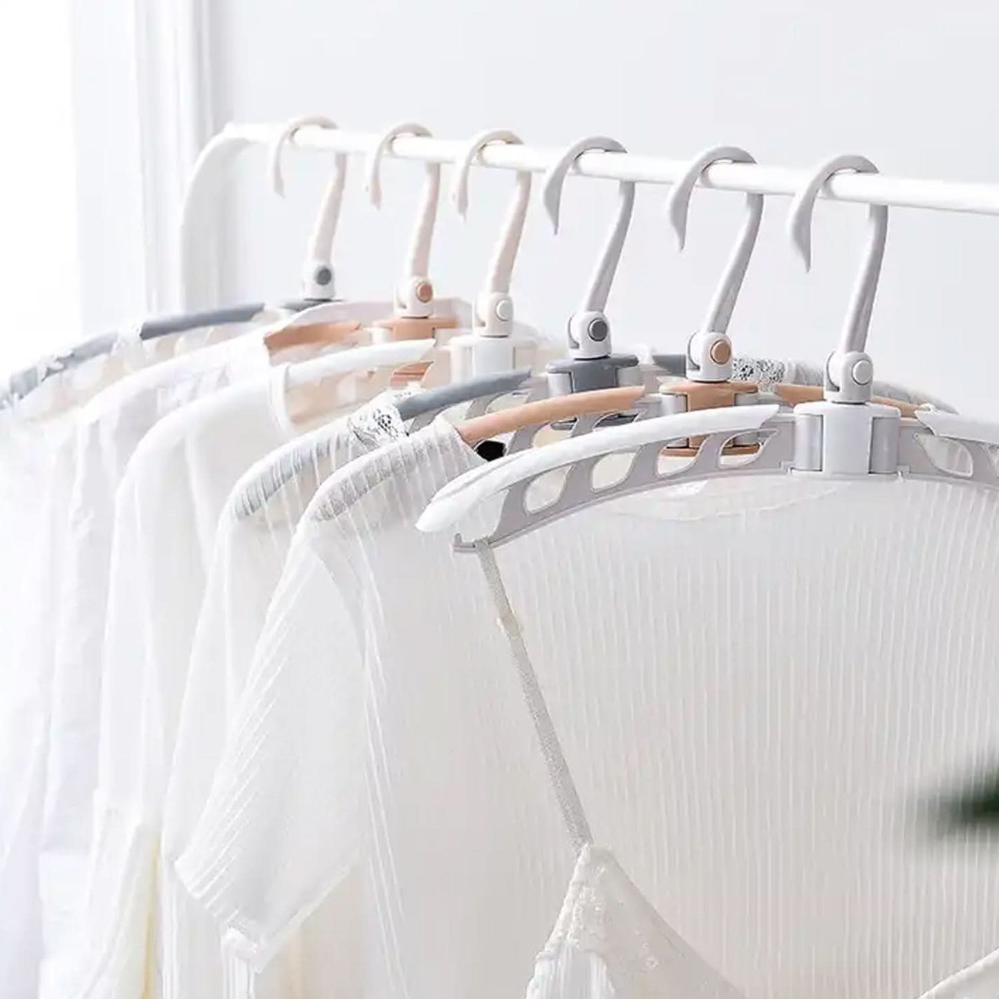 Portable Folding 360 Degree Rotating Clothes Hangers Travel Foldable Adjustable Accessories Foldable Clothes Hangers Drying Rack For Travel (1 Pc)