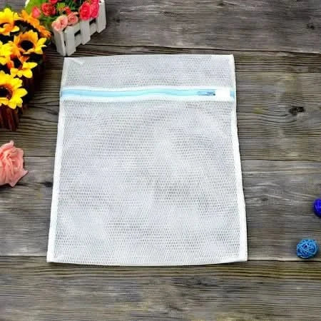 Large Mesh Laundry Bags For Delicates With Premium Zipper Travel Storage Organize Bag Clothing Washing Bags For Laundry Blouse Bra Hosiery Stocking Underwear Lingerie (1 Pc)