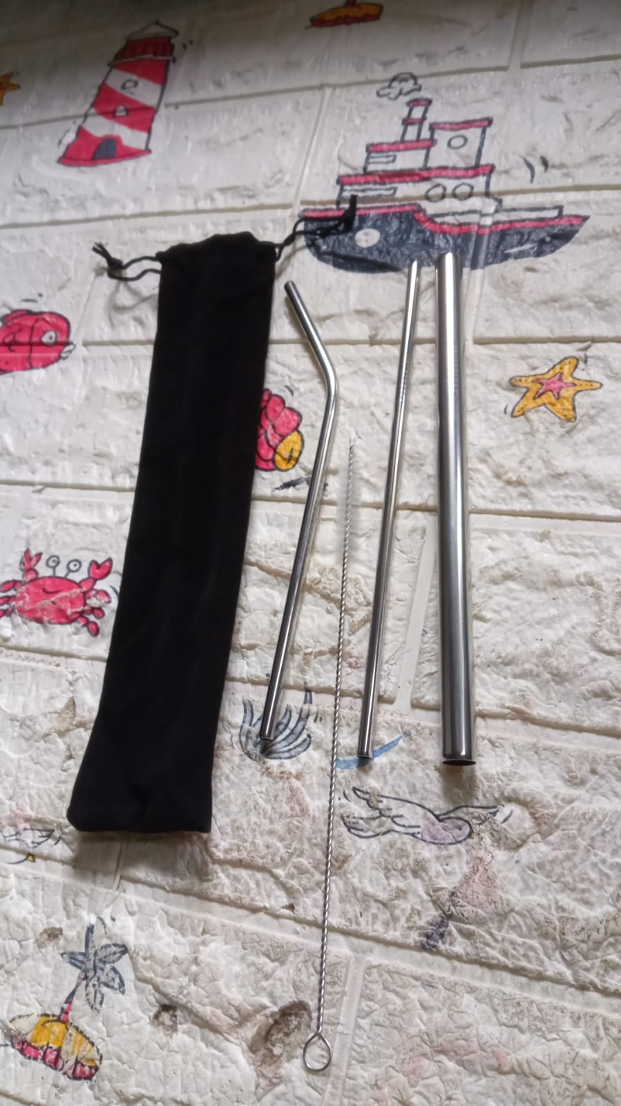 Reusable Stainless Steel Straws With Travel Case, Cleaning Brush-Set Of 4 (2 Straight Straws 1 Bent Straws 1 Brush)